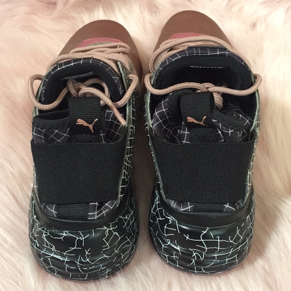 Puma Rose Gold Shoes Sneakers 7.5 - Picture 3 of 9
